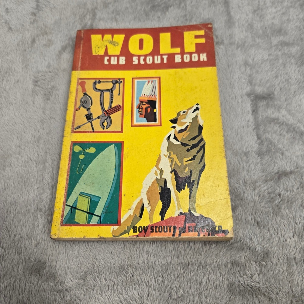 Vintage Wolf Cub Scout Book BSA Boy Scouts of America Handbook Manual